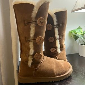 Bailey Button Triplet II Boot
